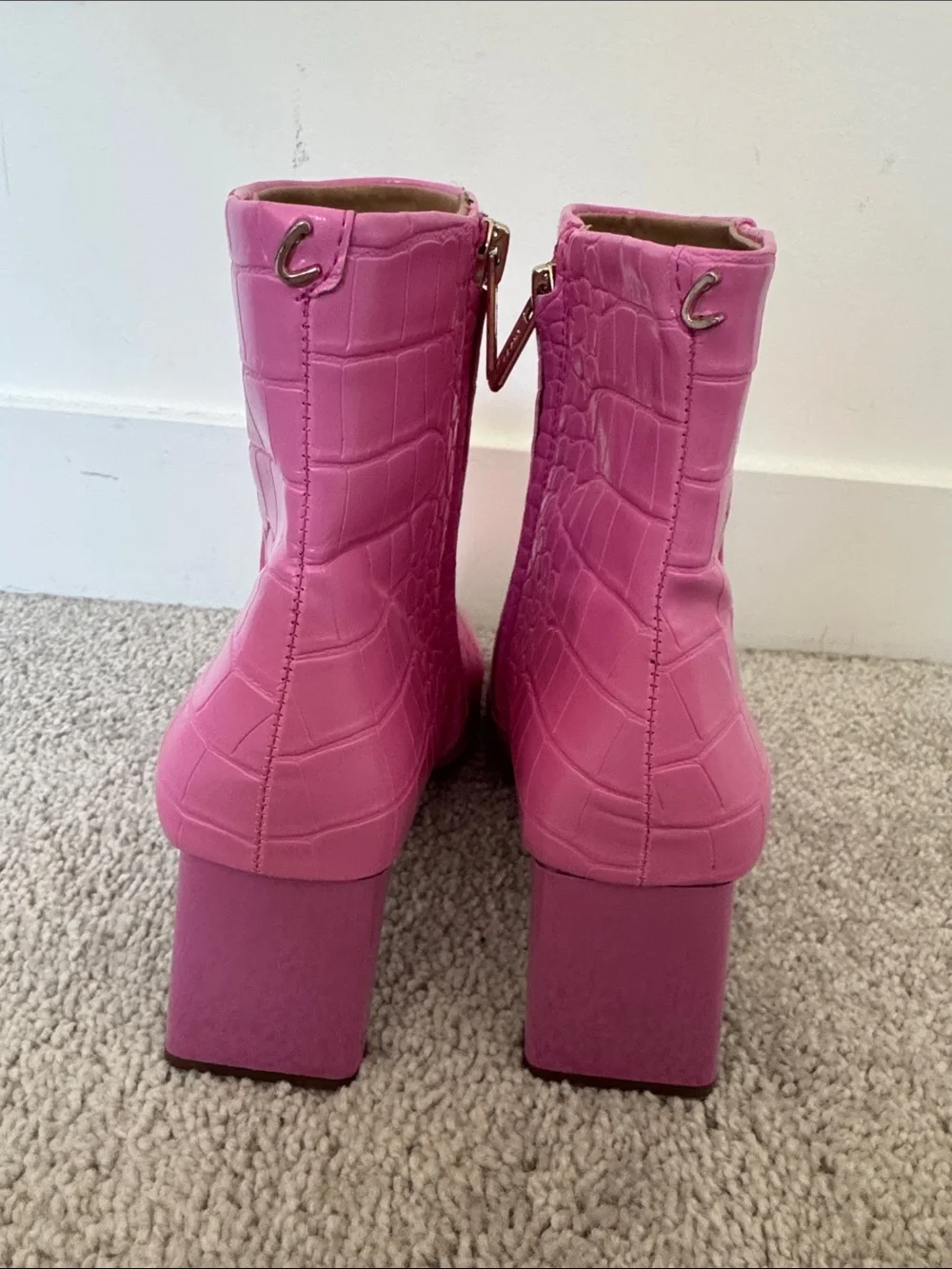 Circus by Sam Edelman stylish pink